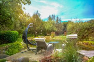 Wiesengrund Unterkunft Naturteich